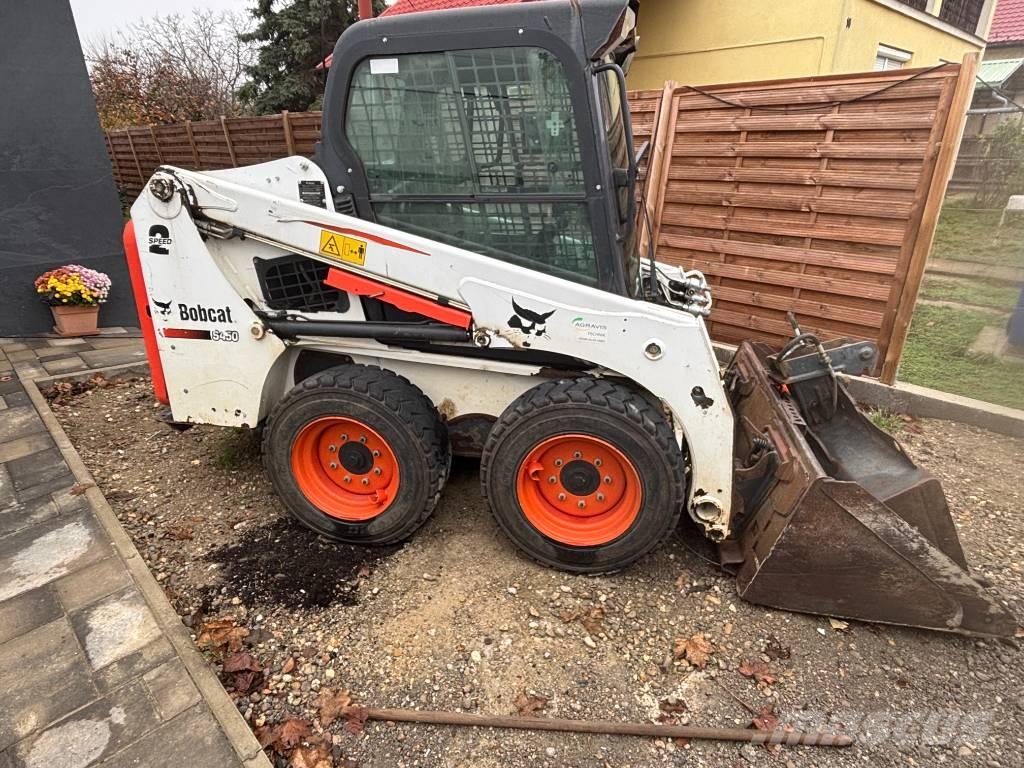 Bobcat s 450 Smykem řízené nakladače