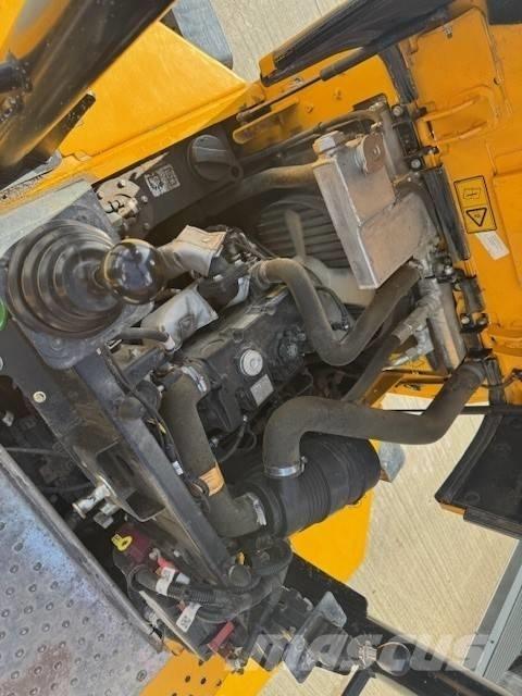 JCB 3STH 2S5 Vyklápěcí dempry