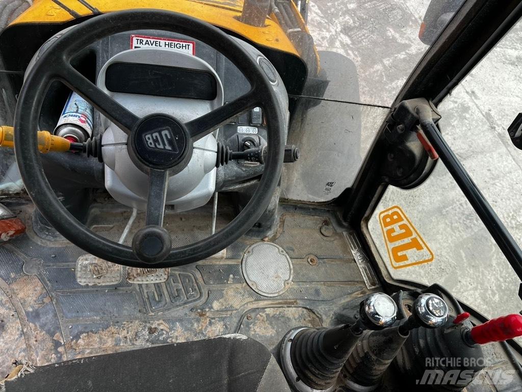JCB 3 CX Contractor Kolová rýpadla