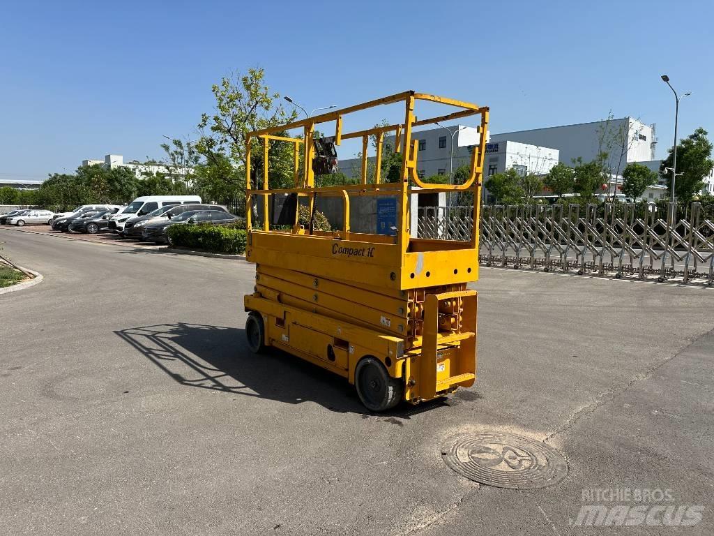 Haulotte COMPACT 10N Nůžková zvedací plošina