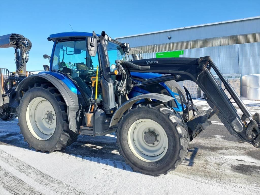Valtra N 154 Traktory