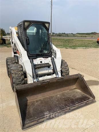 Bobcat S 300 Smykem řízené nakladače