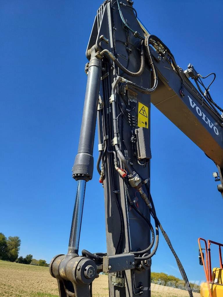 Volvo ECR  235  EL Pásová rýpadla