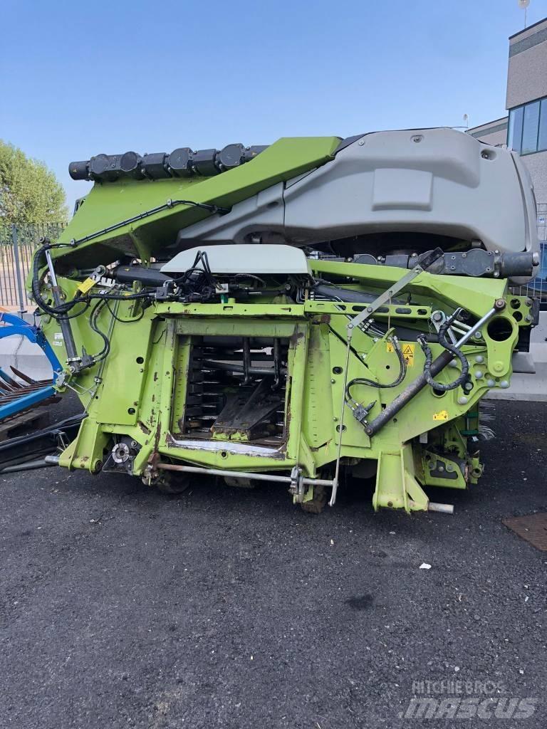CLAAS Orbis 900 Samojízdné sekačky