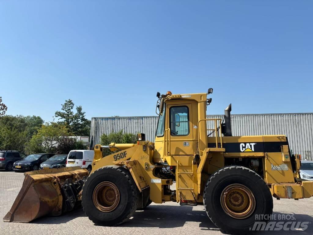 CAT 950 F Kolové nakladače