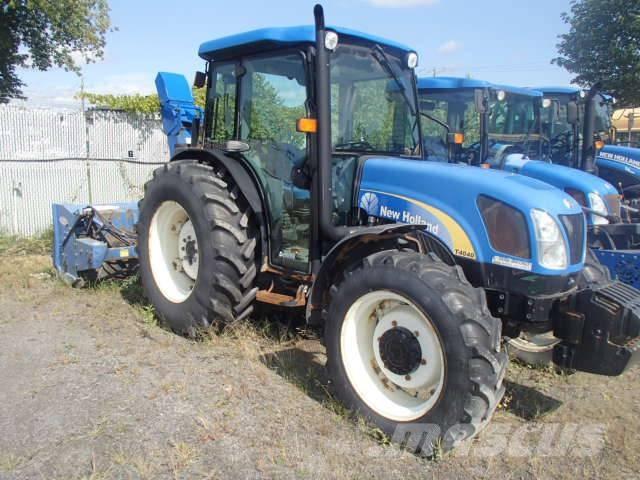 New Holland T 4040 Traktory