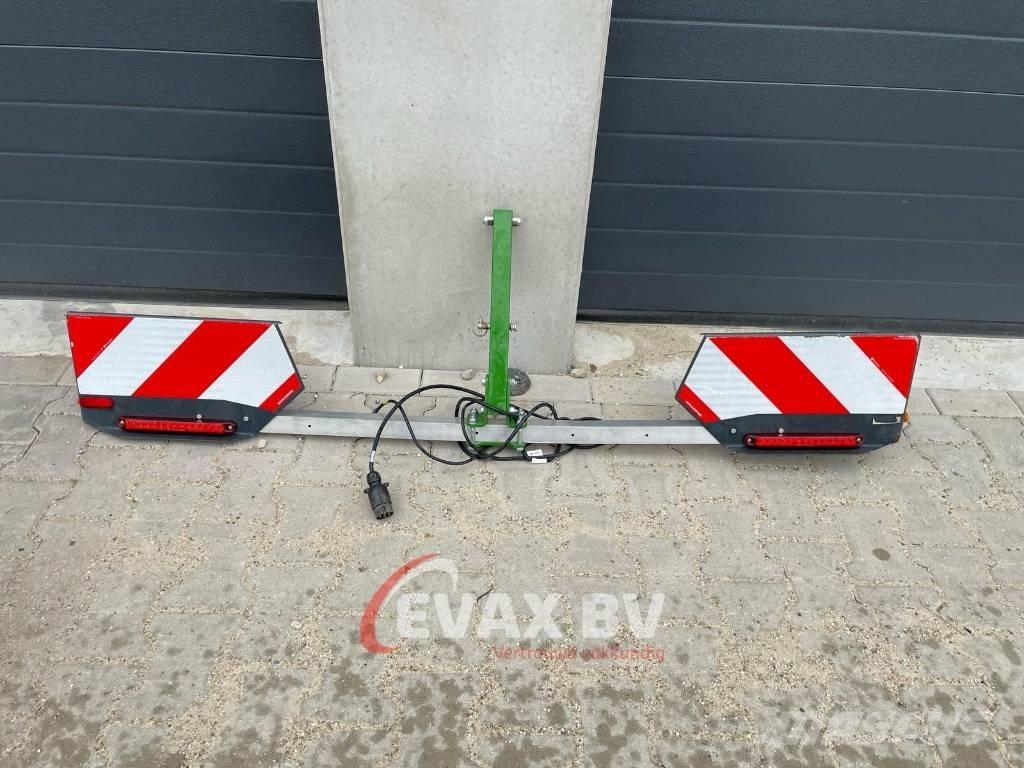 Amazone Teres 300 V Oboustranné pluhy