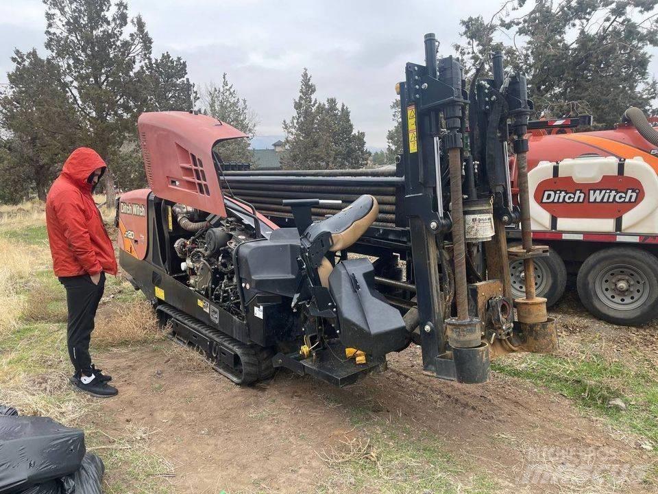 Ditch Witch JT20 Horizontální vrtací zařízení