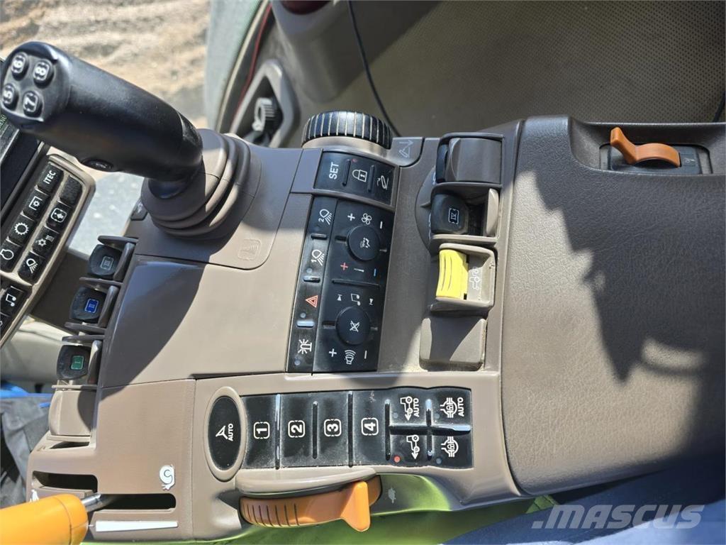 John Deere 8370 R Traktory