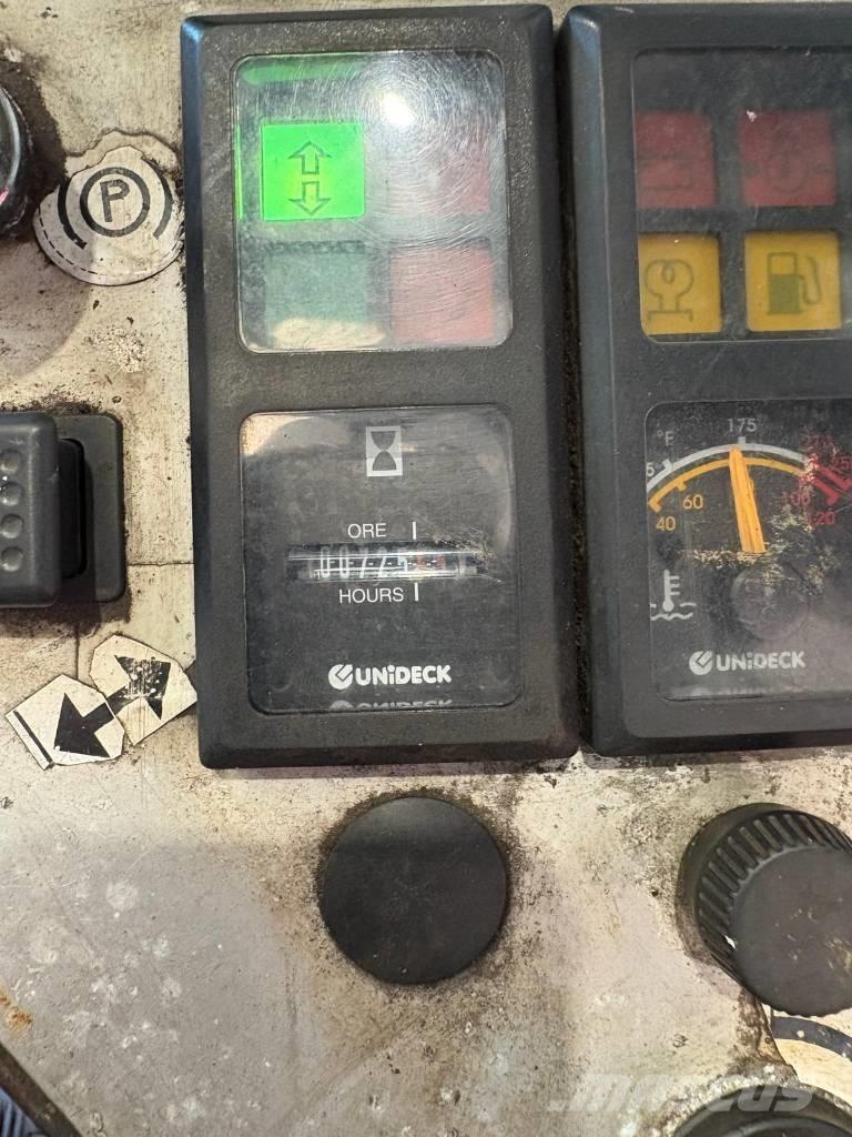Combilift C 8000 4 cestní vysokozdvižné vozíky