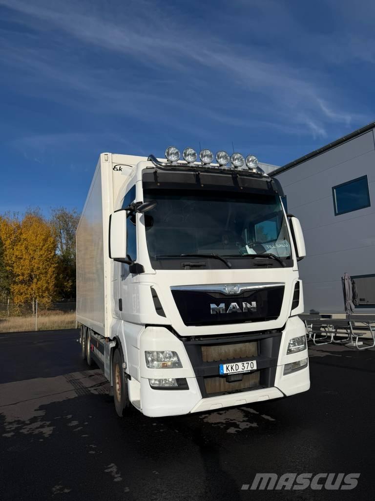 MAN TGX 26.480 6x2 Skříňová nástavba