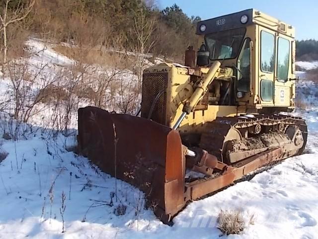 CAT D 5 B Pásové dozery