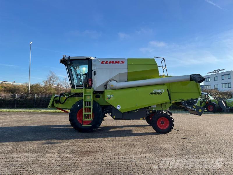 CLAAS AVERO 240 Sklízecí mlátičky