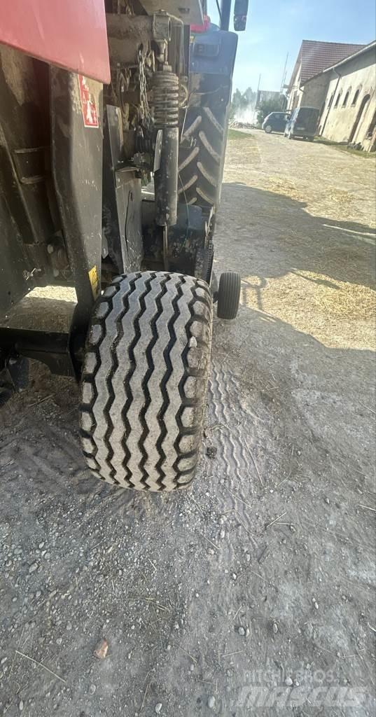 Case IH RB 464 Lis na válcové balíky