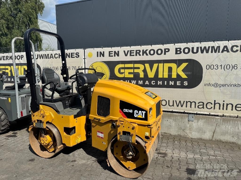 CAT CB 24 B Tandemové válce