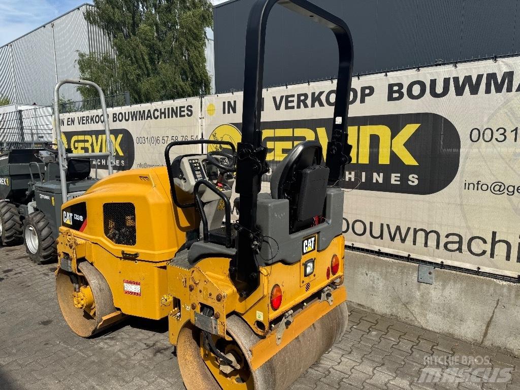 CAT CB 24 B Tandemové válce