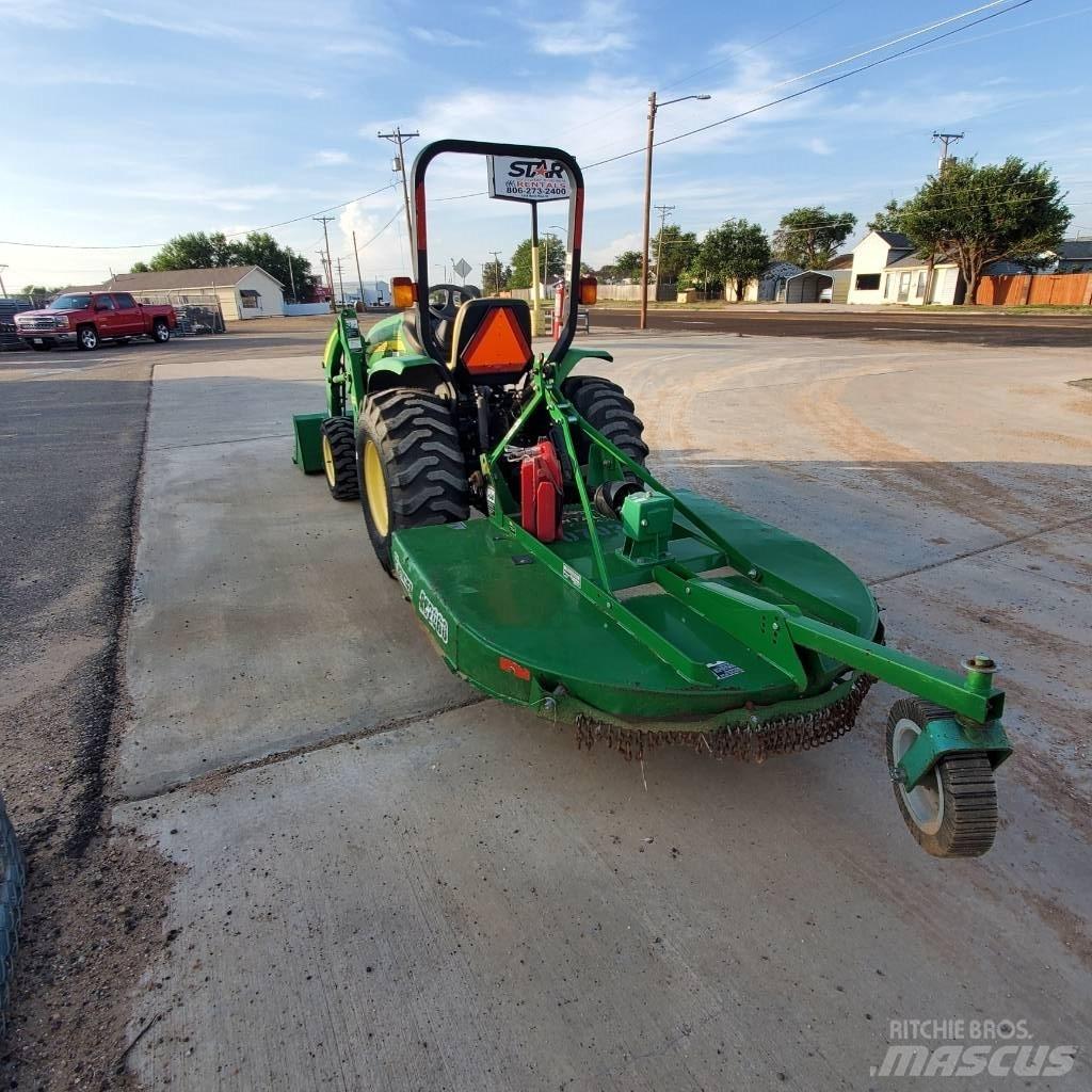John Deere 3203 Kompaktní traktory
