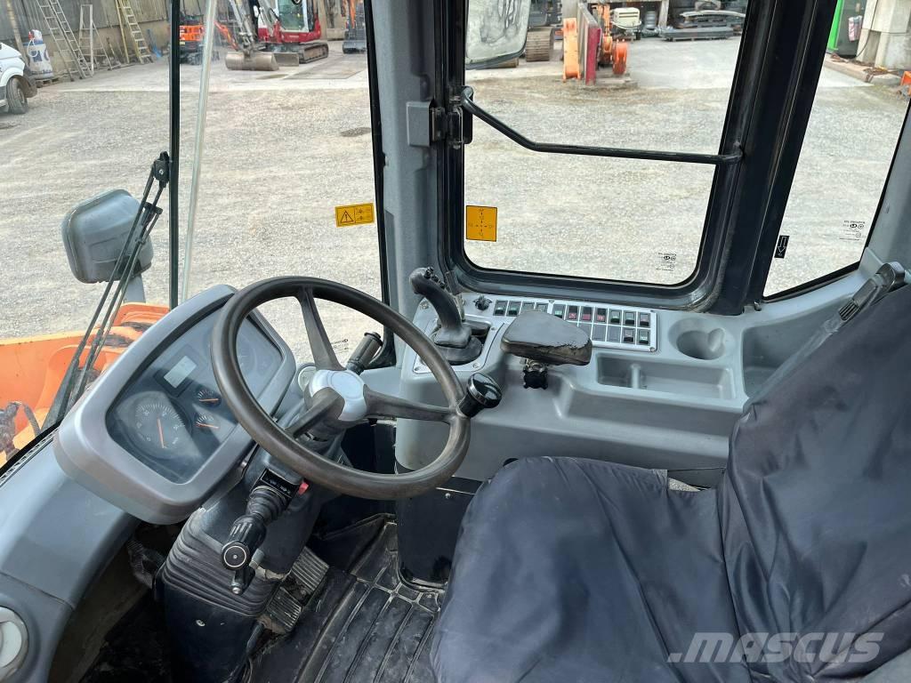 Doosan DL 200 Kolové nakladače