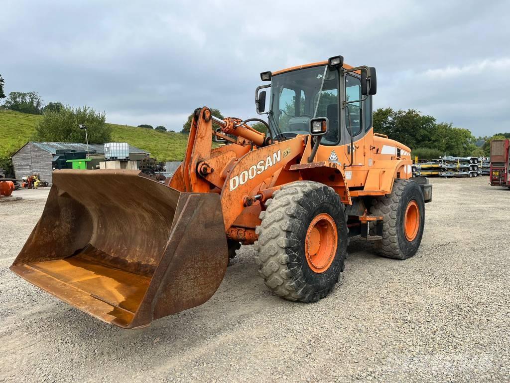 Doosan DL 200 Kolové nakladače