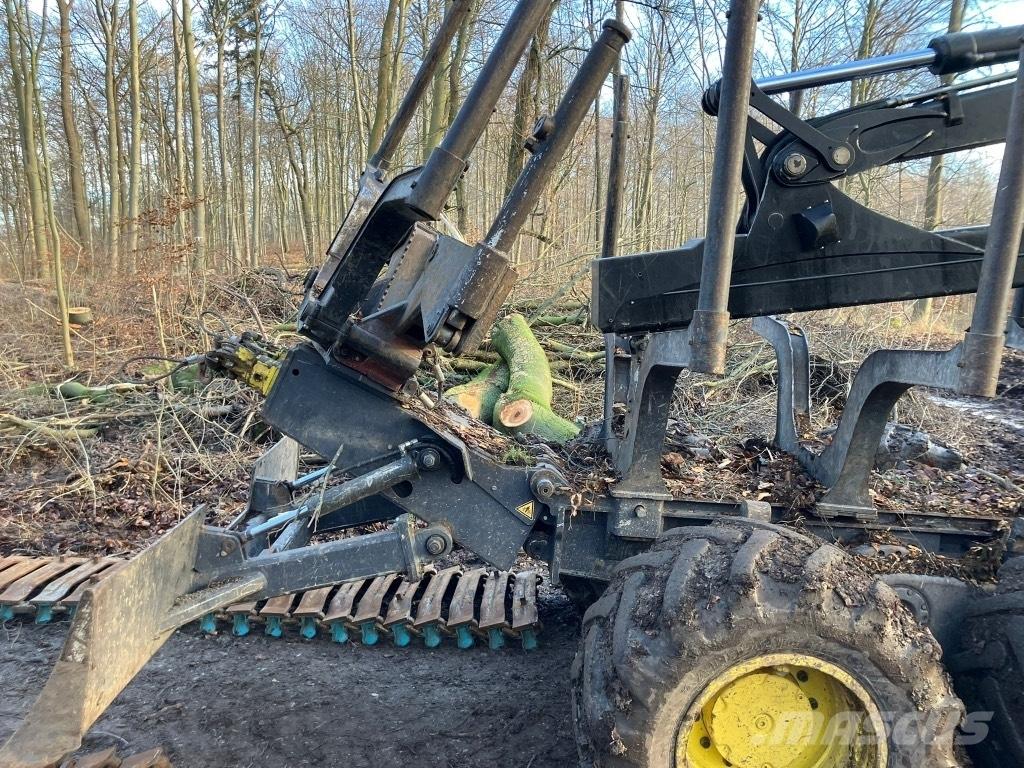 John Deere 1210 G Vyvážecí traktory