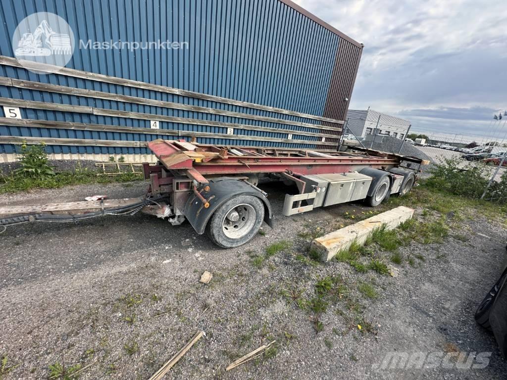 Istrail PKW 186 Snímatelné nástavby