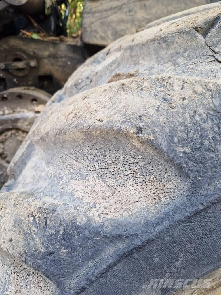 John Deere 1270 D Harvestory