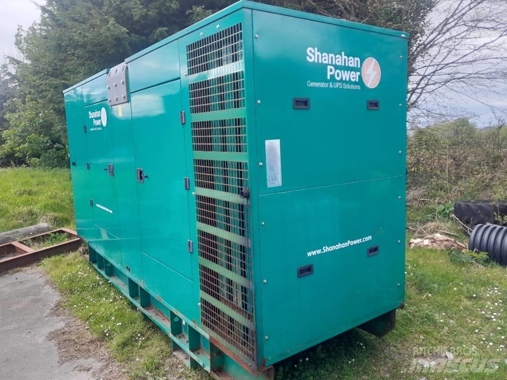 Cummins 330 Naftové generátory