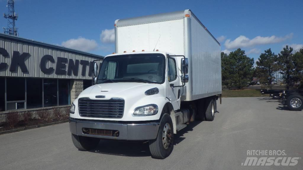 Freightliner M2 106 Skříňová nástavba