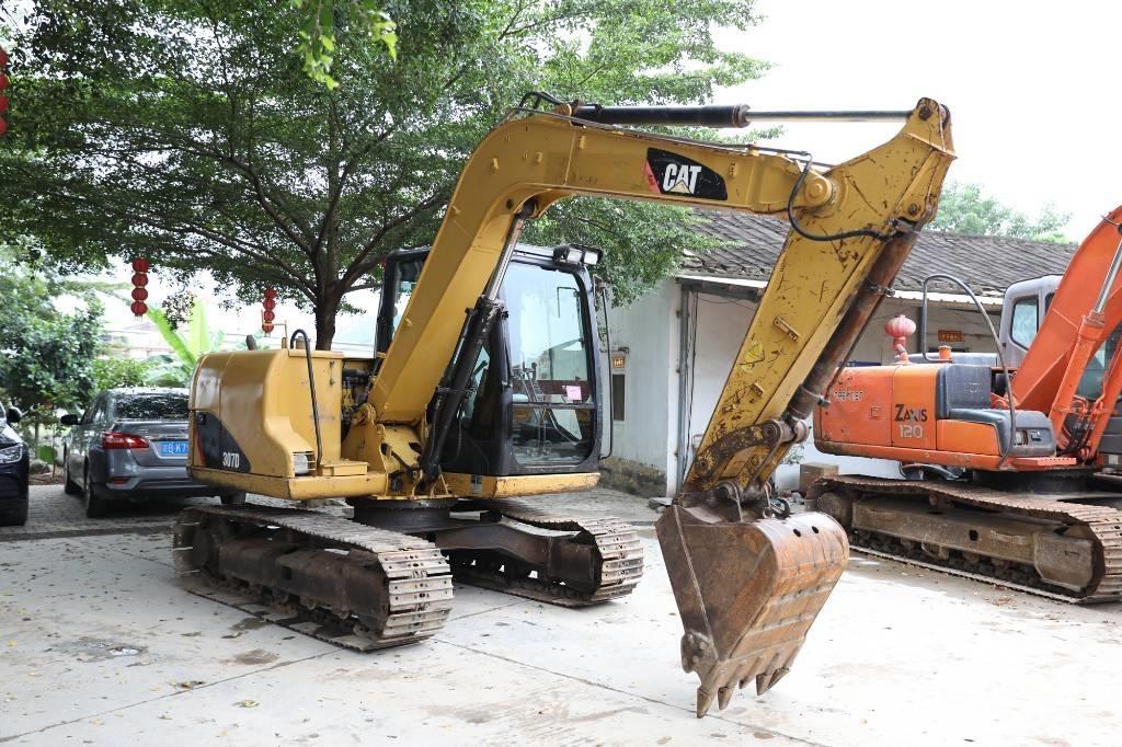 CAT 307 D Pásová rýpadla
