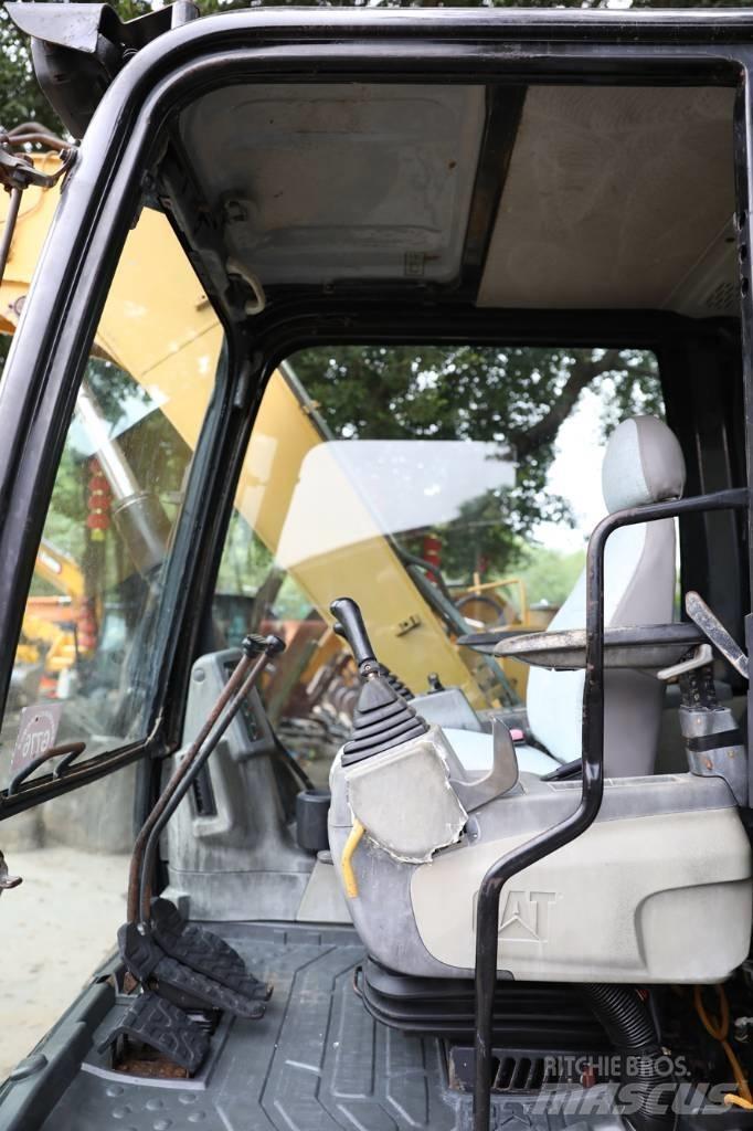 CAT 307 D Pásová rýpadla
