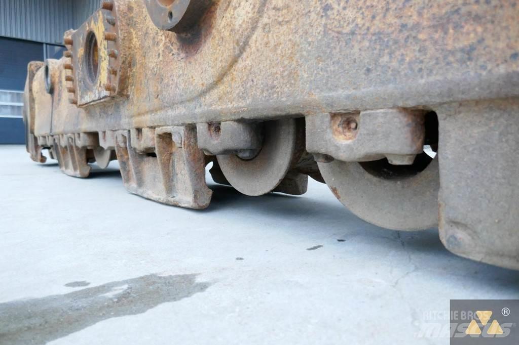 CAT 261-3082 Podvozky a zavěšení kol
