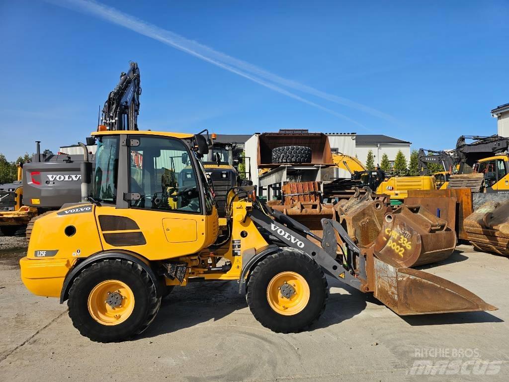 Volvo L 25 F Kolové nakladače