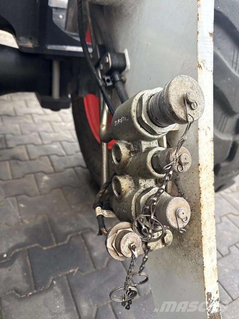 Bobcat L85 Kolové nakladače