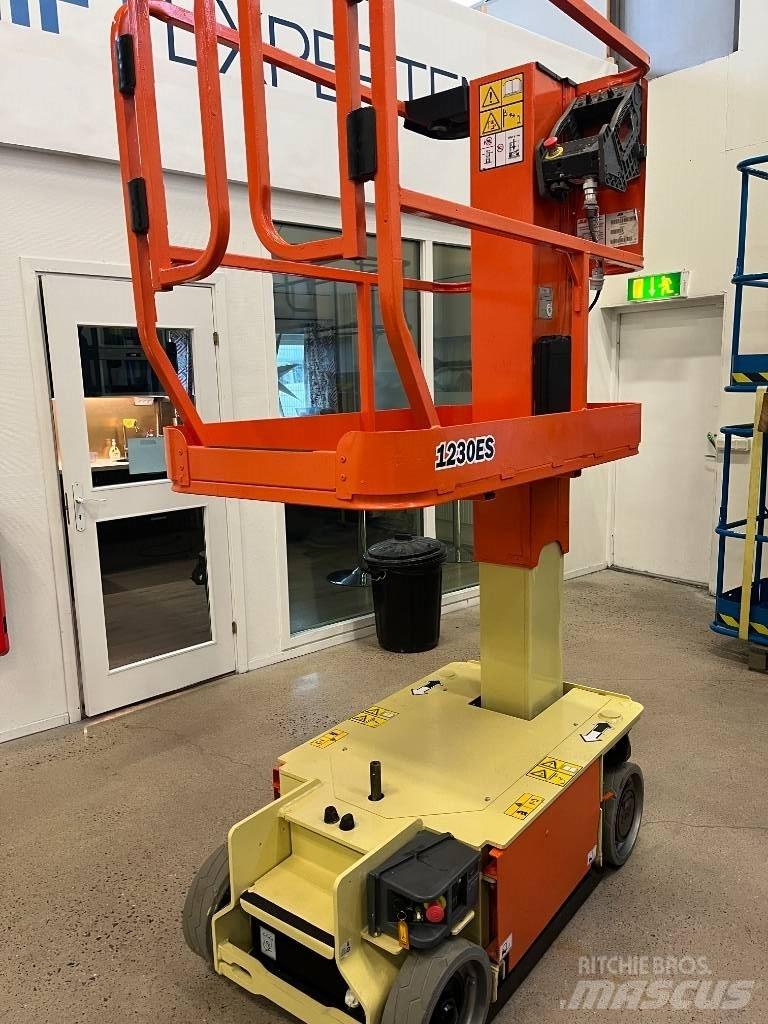 JLG 1230 ES Nůžková zvedací plošina