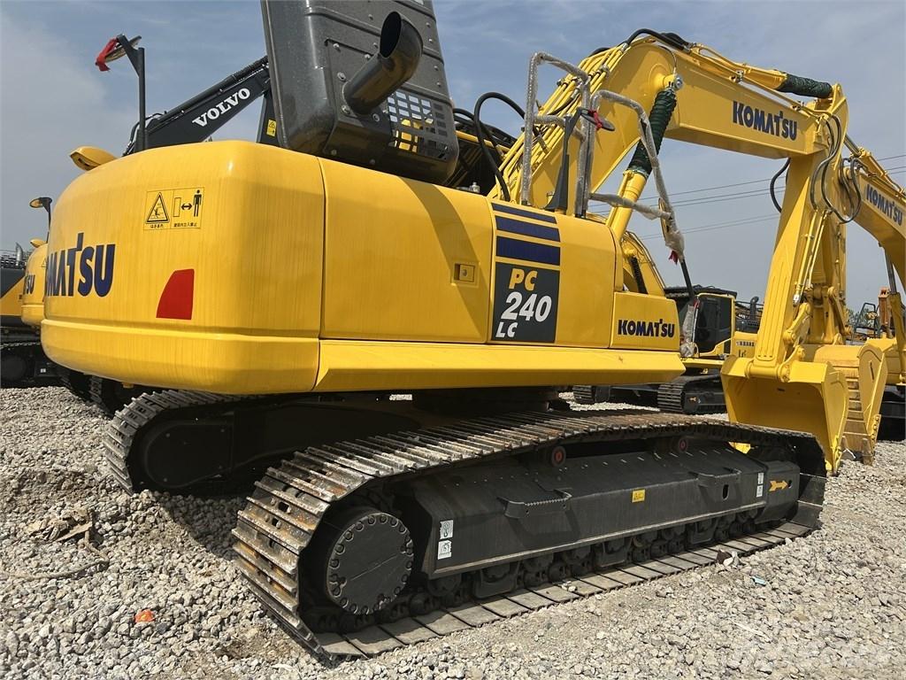 Komatsu PC 240 LC Pásová rýpadla