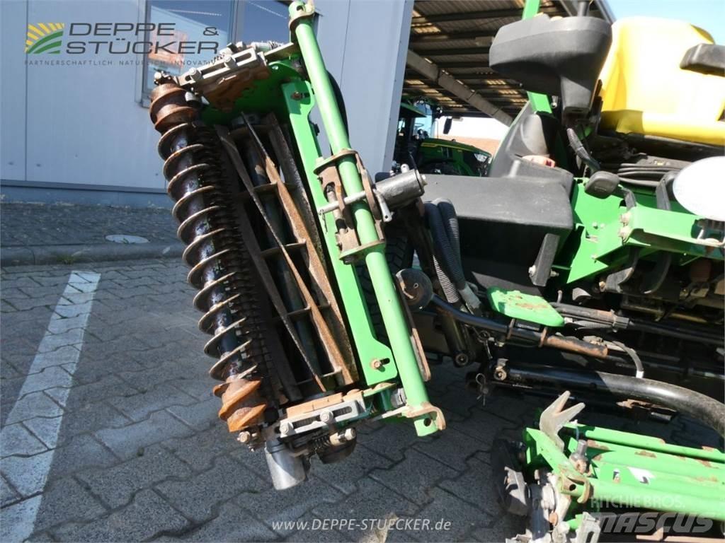 John Deere 8700 Žací stroje