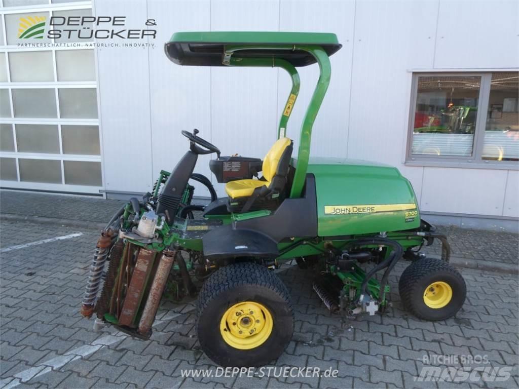 John Deere 8700 Žací stroje