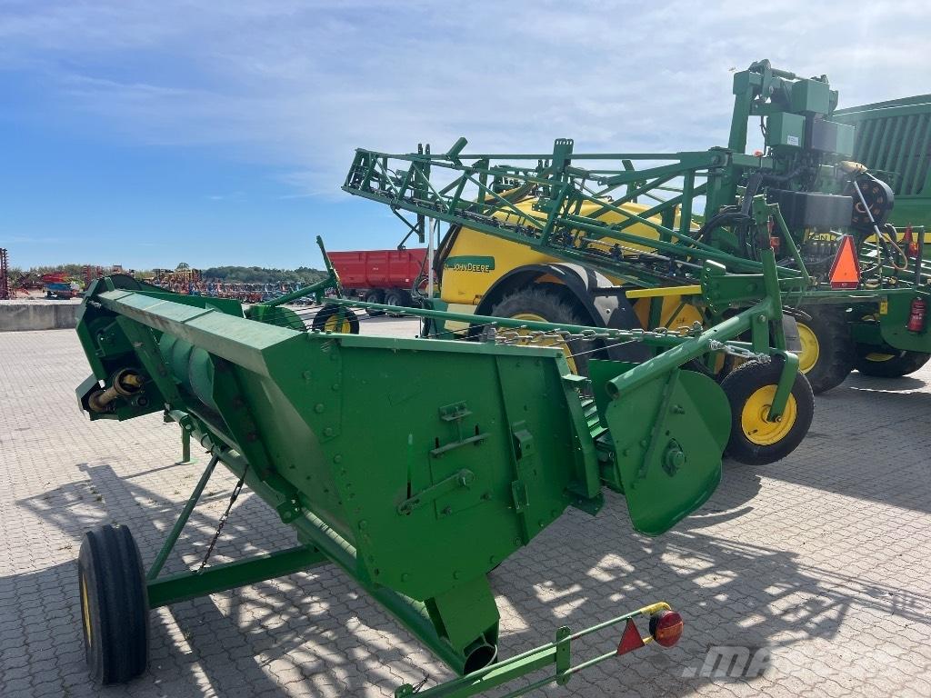 John Deere Pickup Příslušenství a náhradní díly ke kombajnům