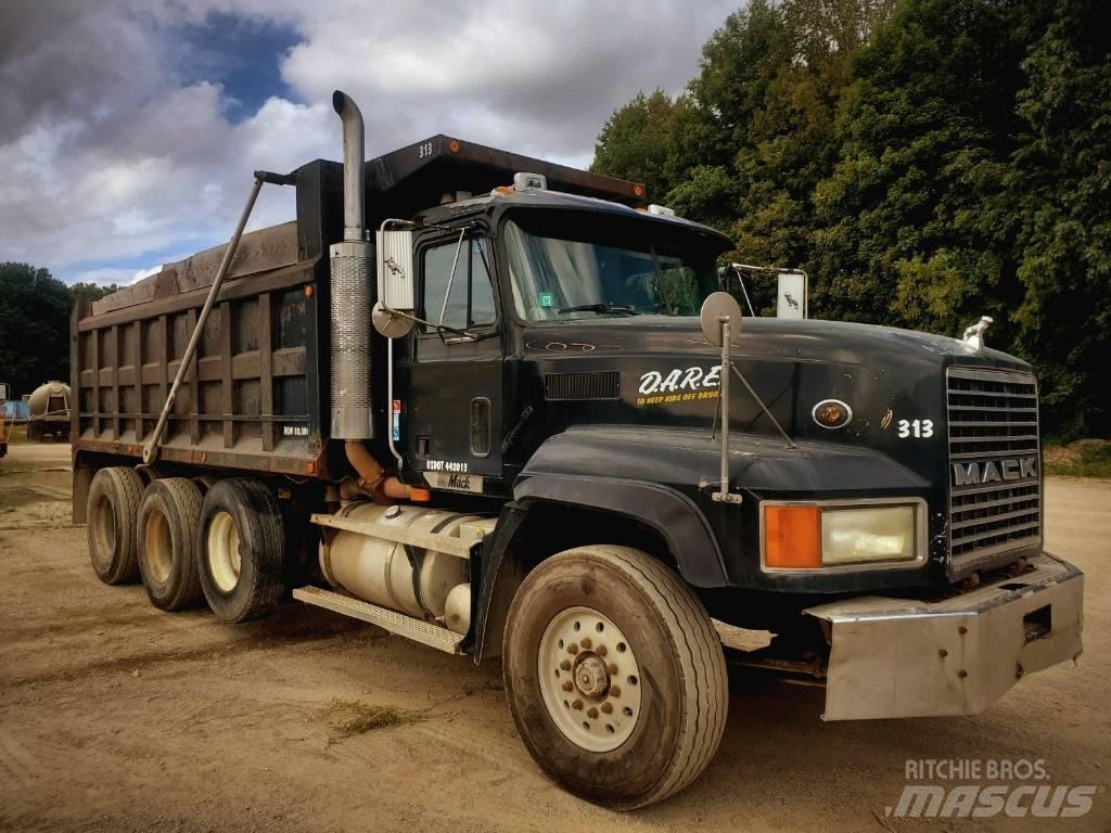 Mack CL713 Sklápěče