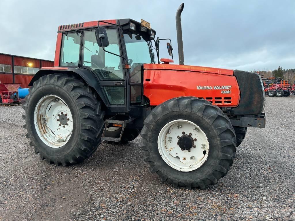 Valtra Valmet 8400 Traktory