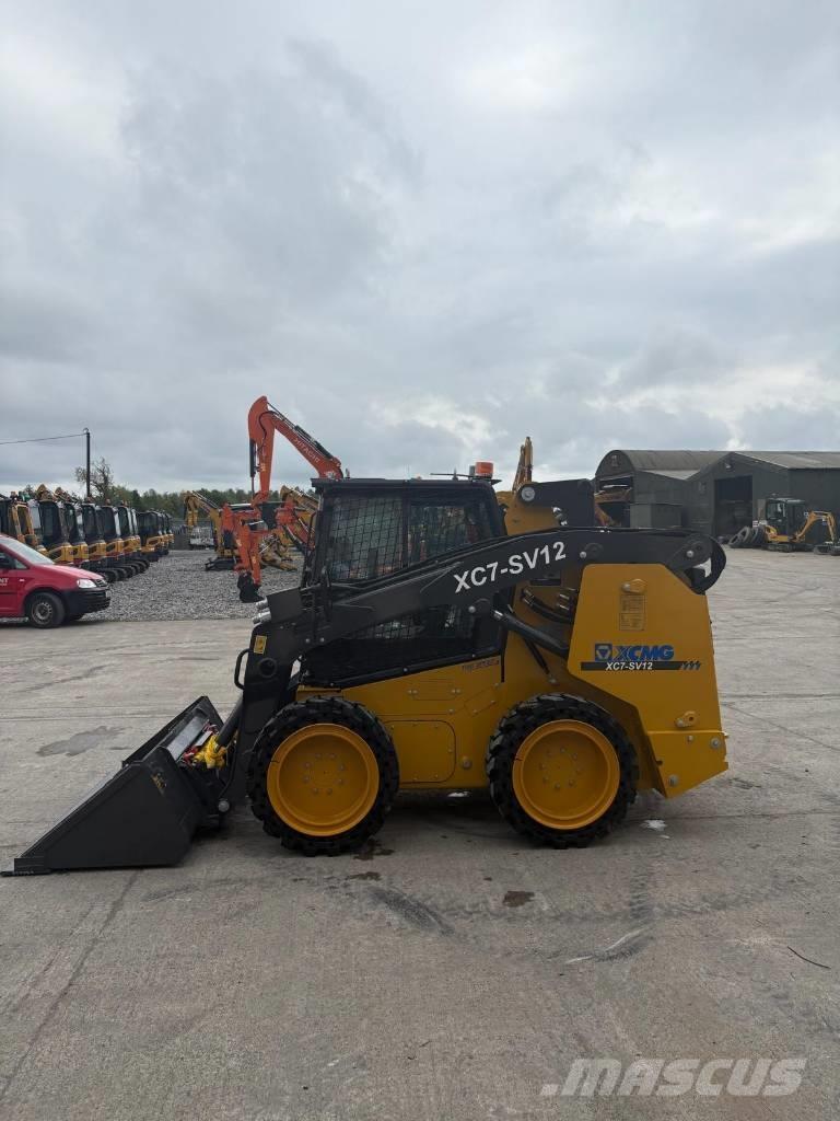 XCMG XC7-SV12 Smykem řízené nakladače