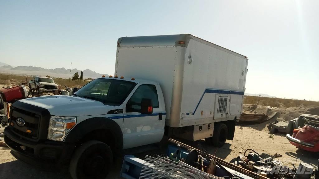 Ford F 450 Další
