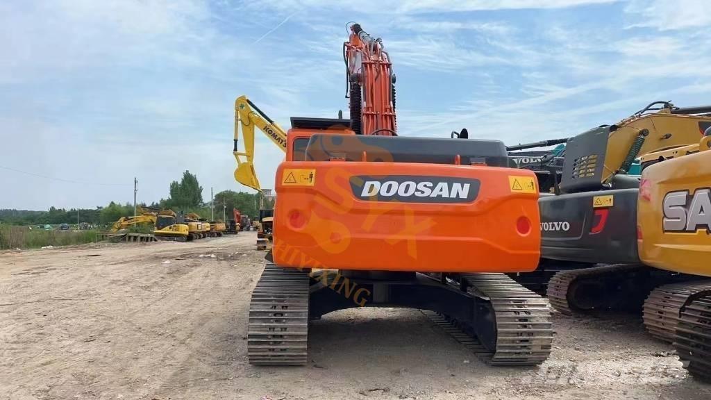 Doosan DX 225 LC Pásová rýpadla