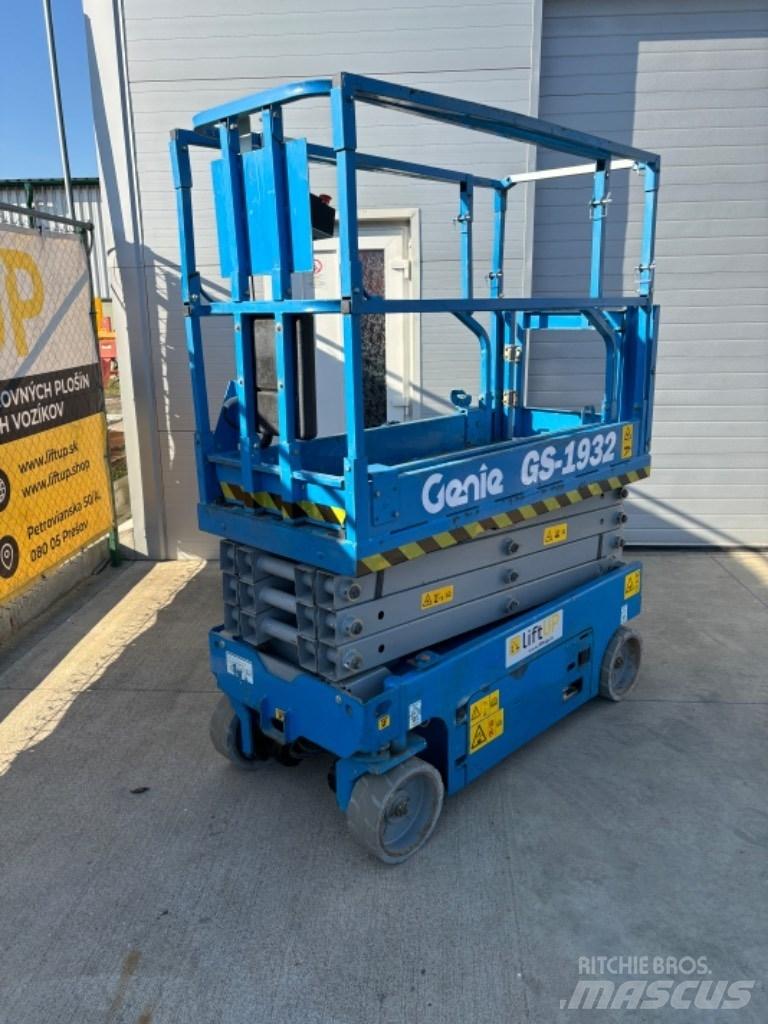Genie GS 1932 Nůžková zvedací plošina