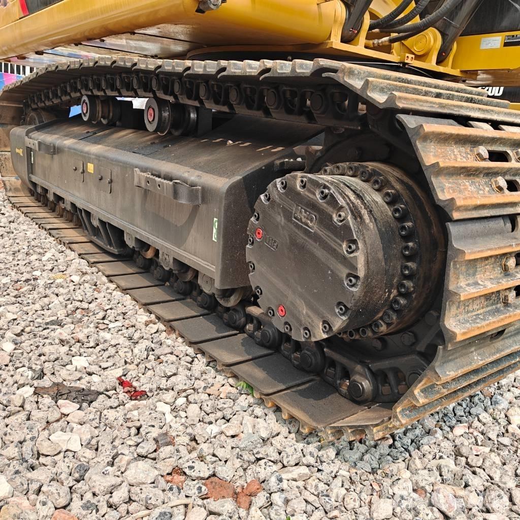 CAT 336D2 Pásová rýpadla