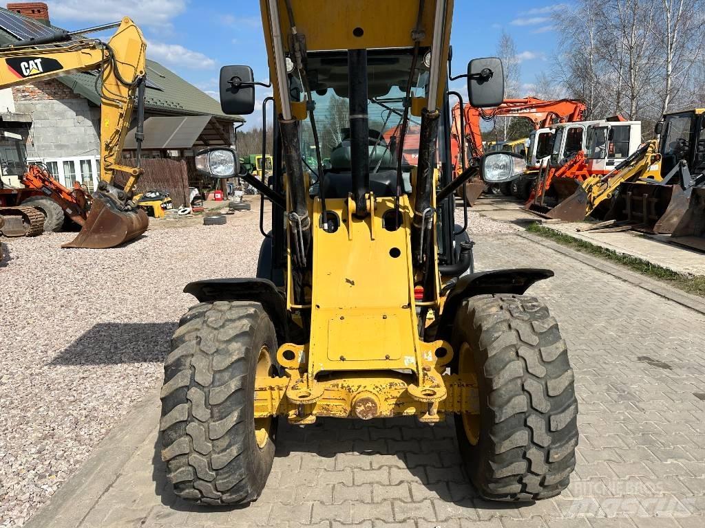 CAT 906 H 2 Kolové nakladače