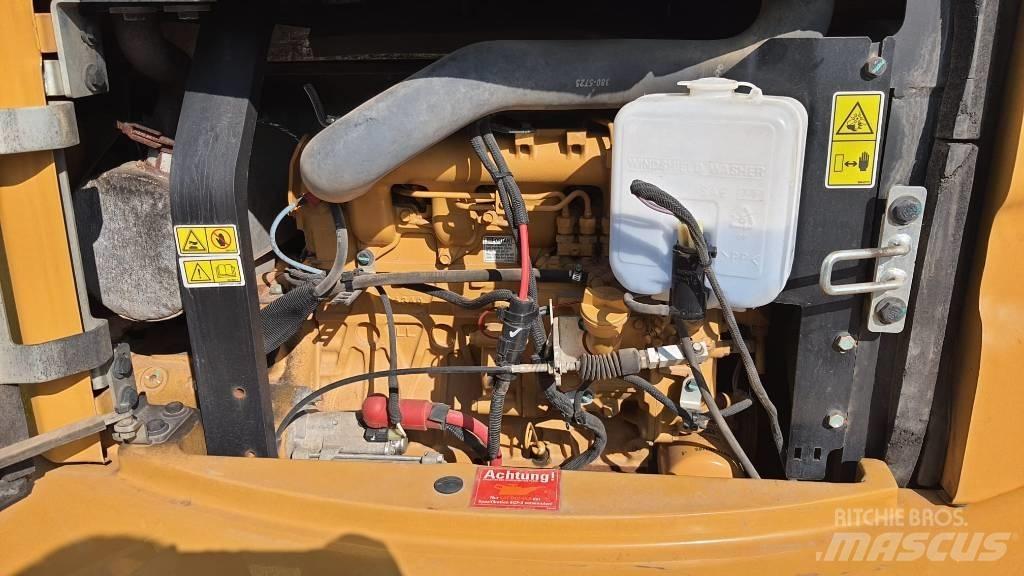 CAT 305E 2CR Mini rýpadla < 7t