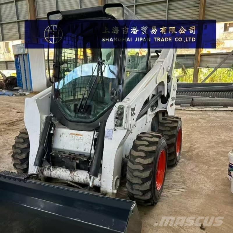 Bobcat S 770 Smykem řízené nakladače