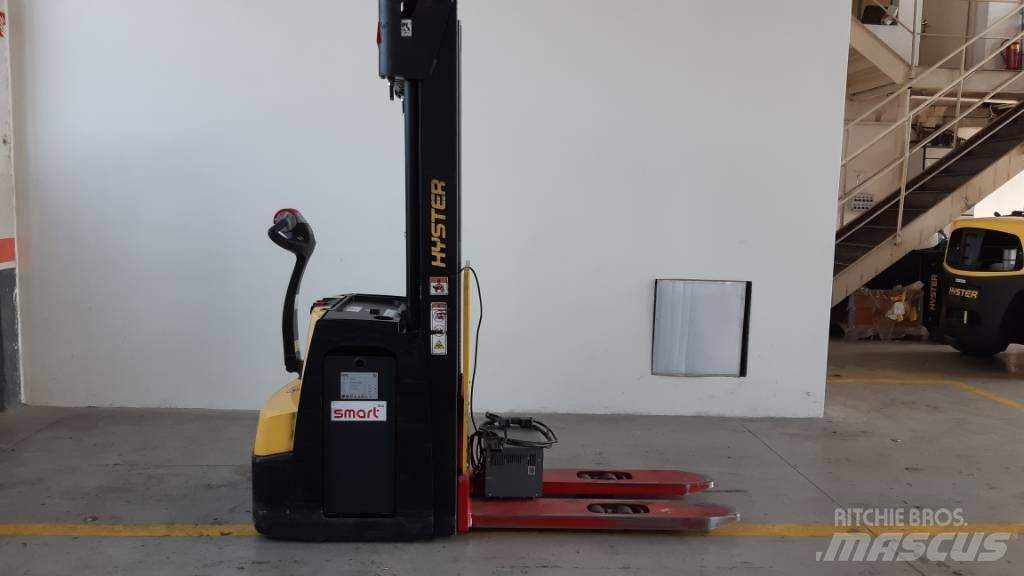 Hyster S1.6 Ručně vedené vysokozdvižné vozíky