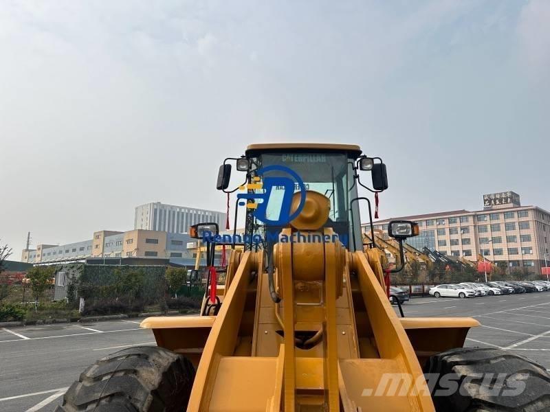 CAT 966H Kolové nakladače